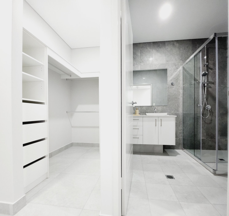 Mojo walk in robe ensuite